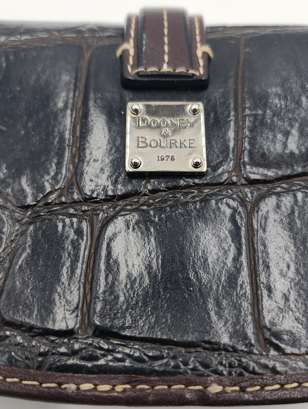 Dooney & Bourke Brown Leather Croc Embossed Wristlet Clutch Wallet Vintage - Picture 13 of 14